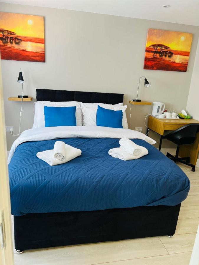 Indigo Suites Энфилд Экстерьер фото